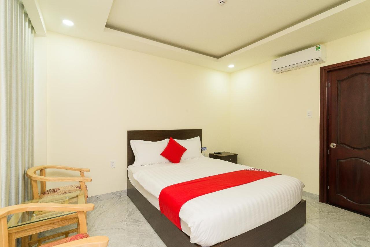 Oyo 176 374 Hotel Nha Trang Exterior photo